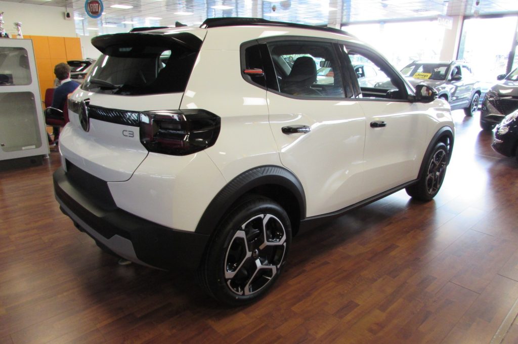 CITROEN C3 1.2 PureTech 100 S&S Plus KMZERO - 4