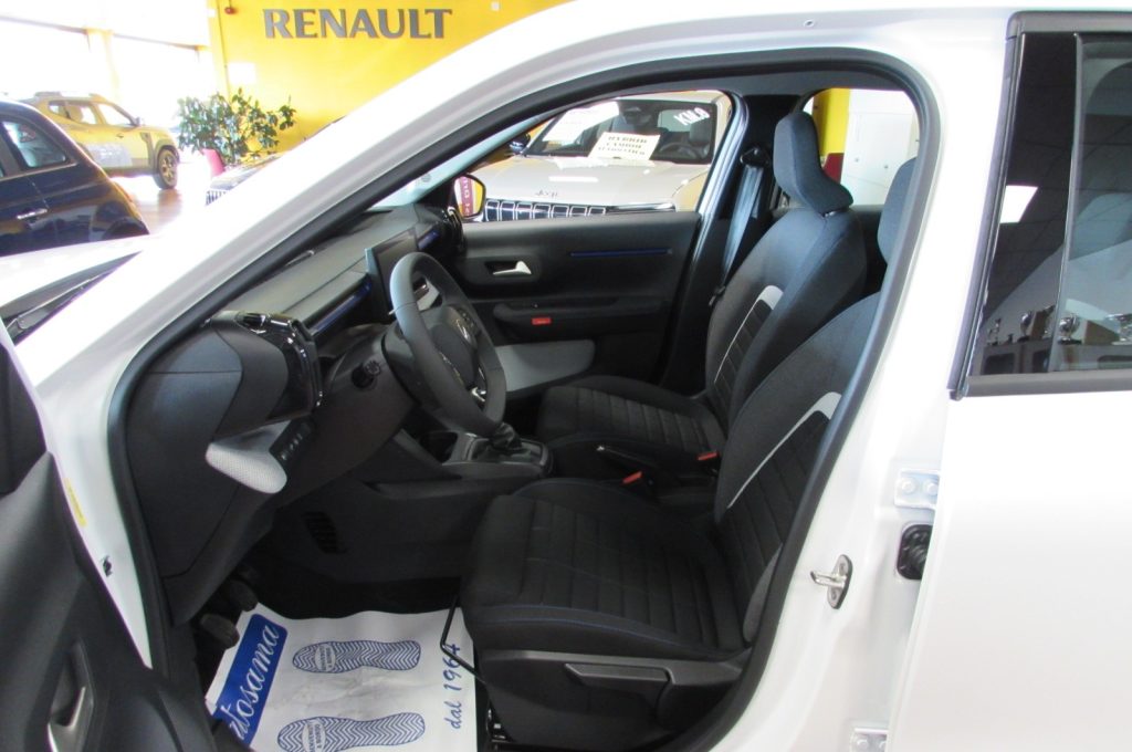 CITROEN C3 1.2 PureTech 100 S&S Plus KMZERO - 7
