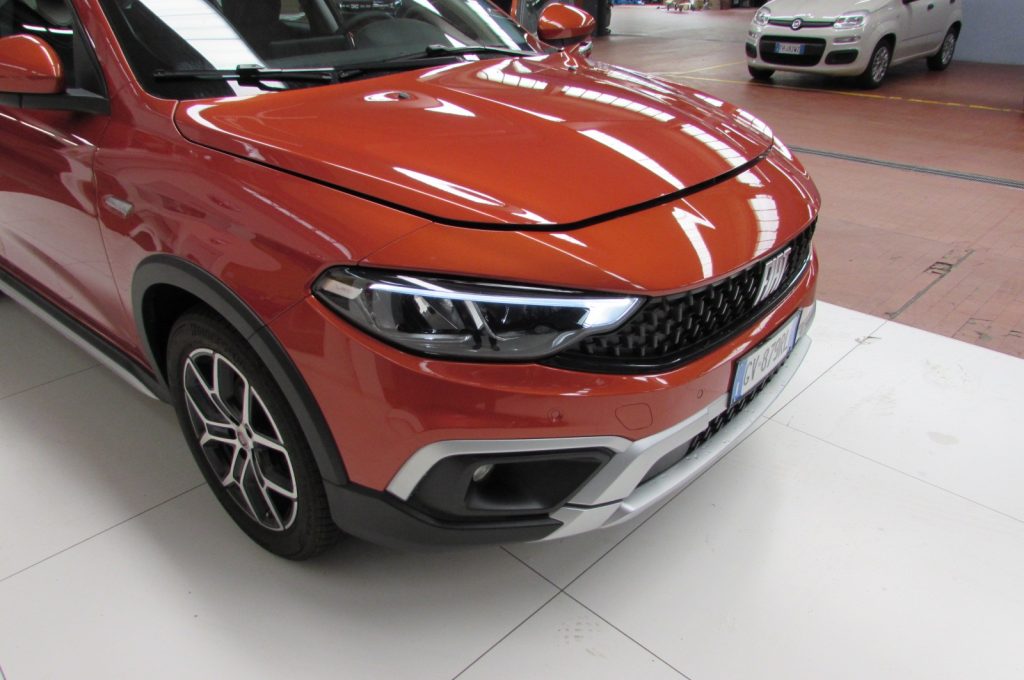 FIAT Tipo 1.5 Hybrid 130cv 5 porte Cross CAMBIO AUTOMATICO - 19