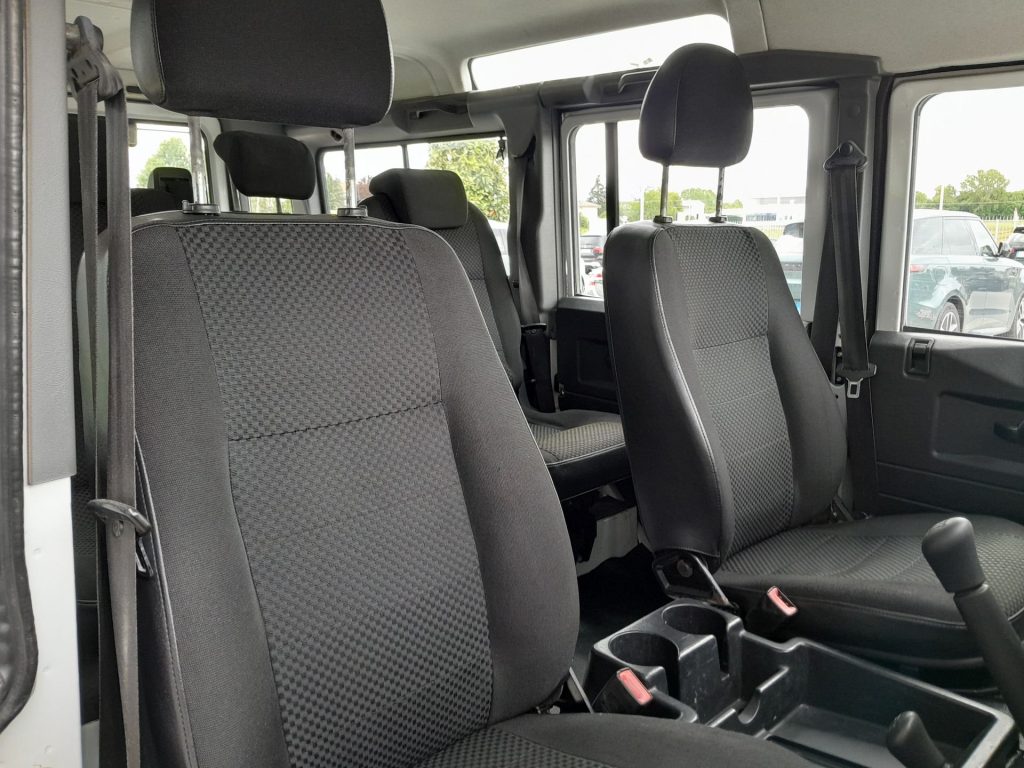 LAND ROVER Defender Defender 110 2.2 td N1 AUTOCARRO NETTO IVA - 14