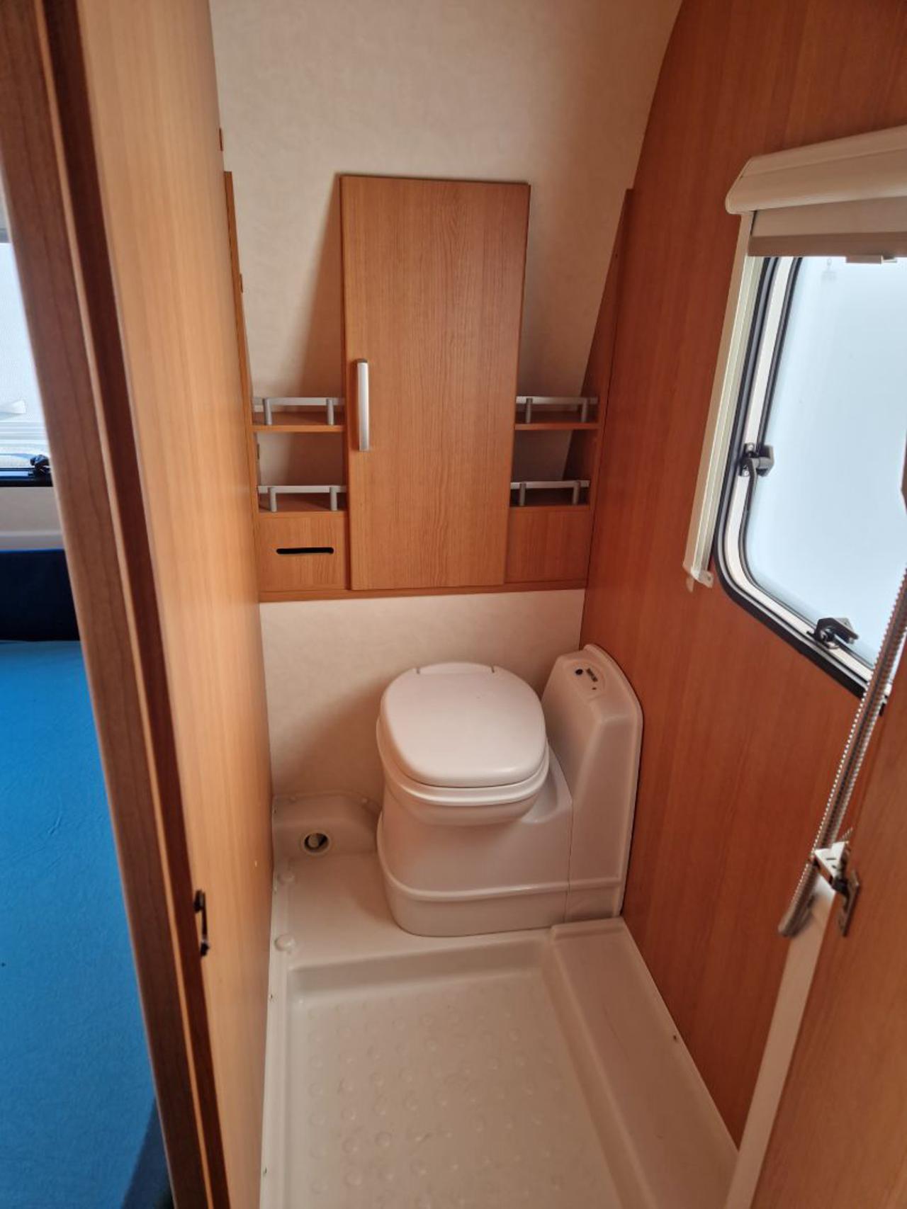 SPORT 500 FDK  USATA  2009  5/6 posti con VERANDA