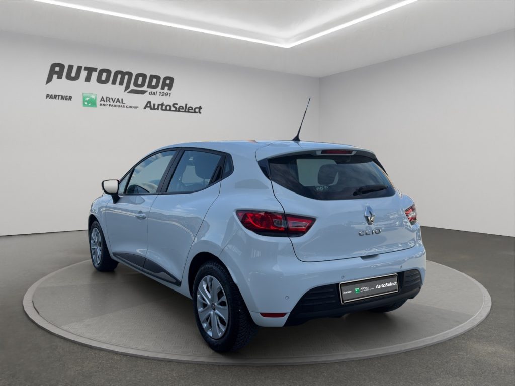 RENAULT Clio 1.5DCI AUTOCARRO N1 4POSTI - 6
