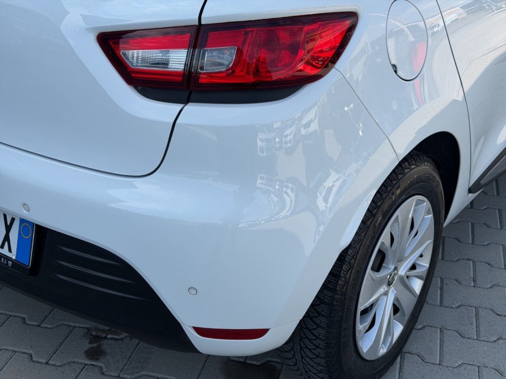 RENAULT Clio 1.5DCI AUTOCARRO N1 4POSTI - 16
