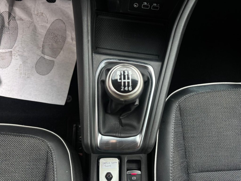 RENAULT Captur TCe 90CV Techno BICOLOR*RETROCAMERA - 22