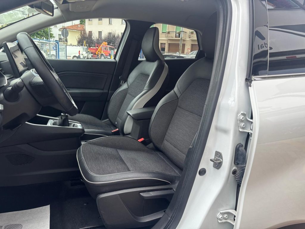 RENAULT Captur TCe 90CV Techno BICOLOR*RETROCAMERA - 10