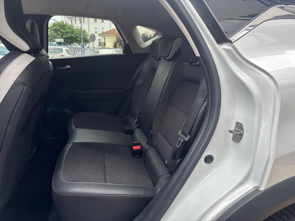 RENAULT Captur TCe 90CV Techno BICOLOR*RETROCAMERA - 11
