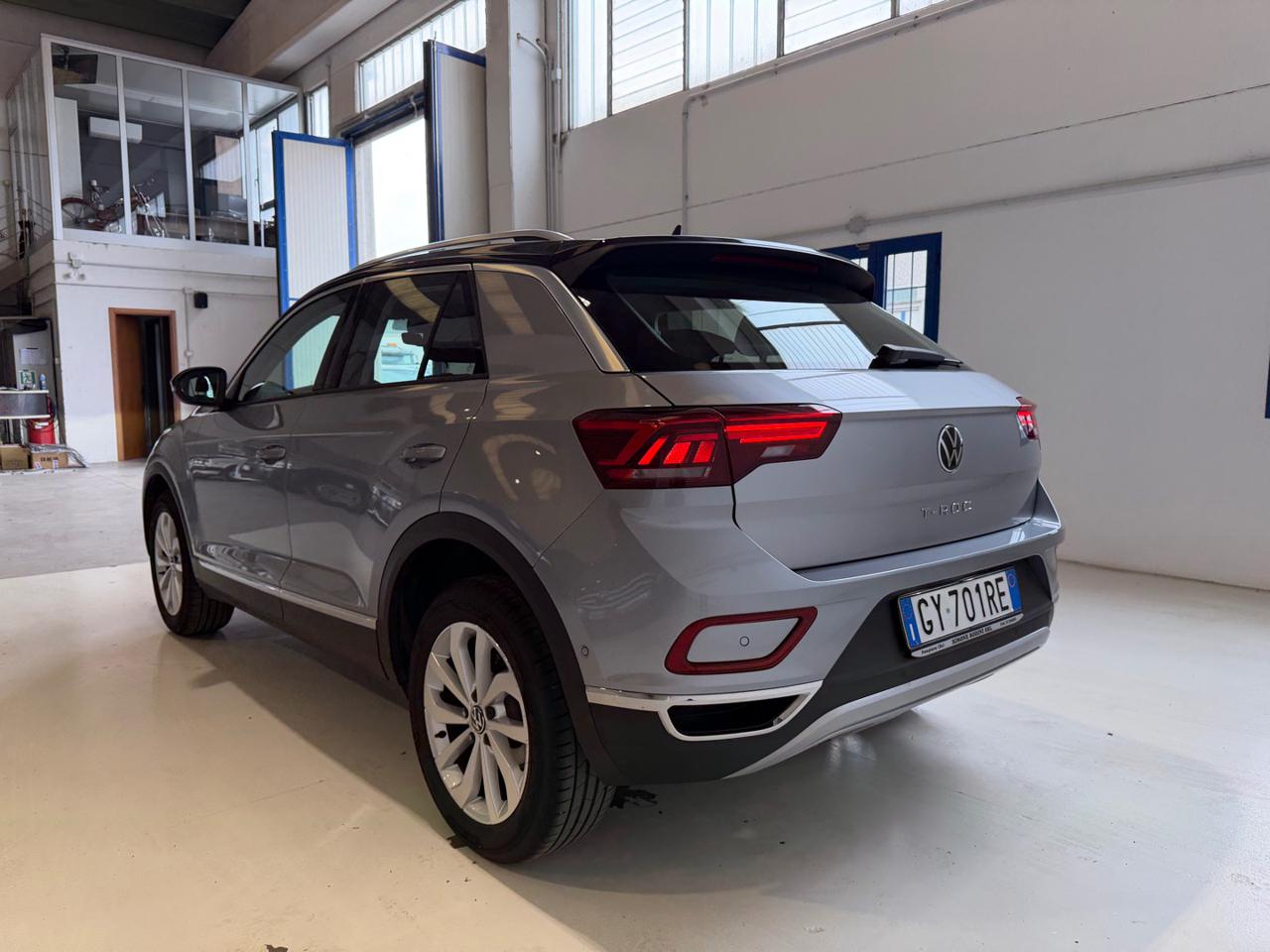 VOLKSWAGEN T-Roc 1.0 TSI R-Line Plus - 3