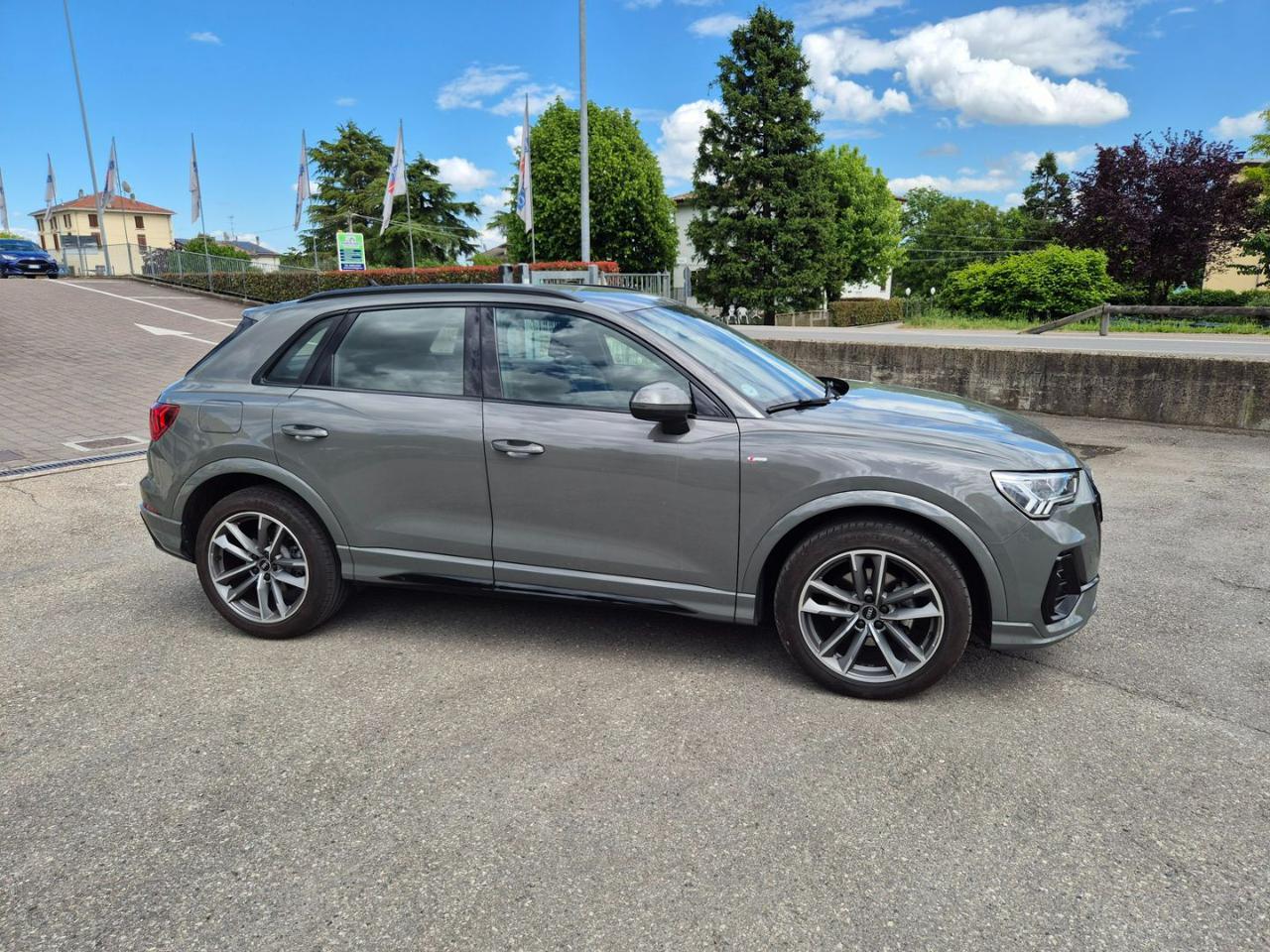 AUDI Q3 35 TDI S tronic S line edition - 6
