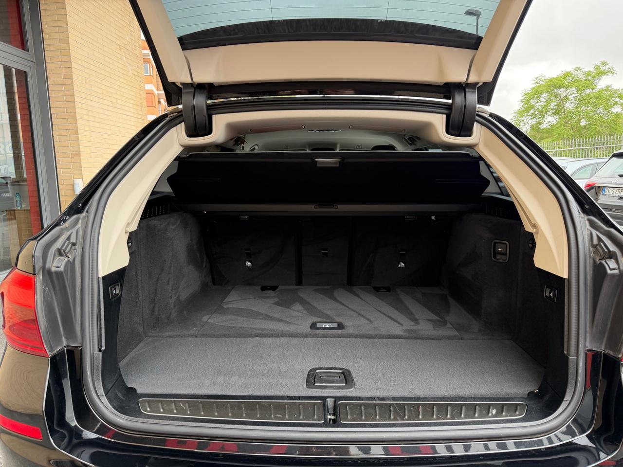 BMW 520 d 48V Touring Business - 8