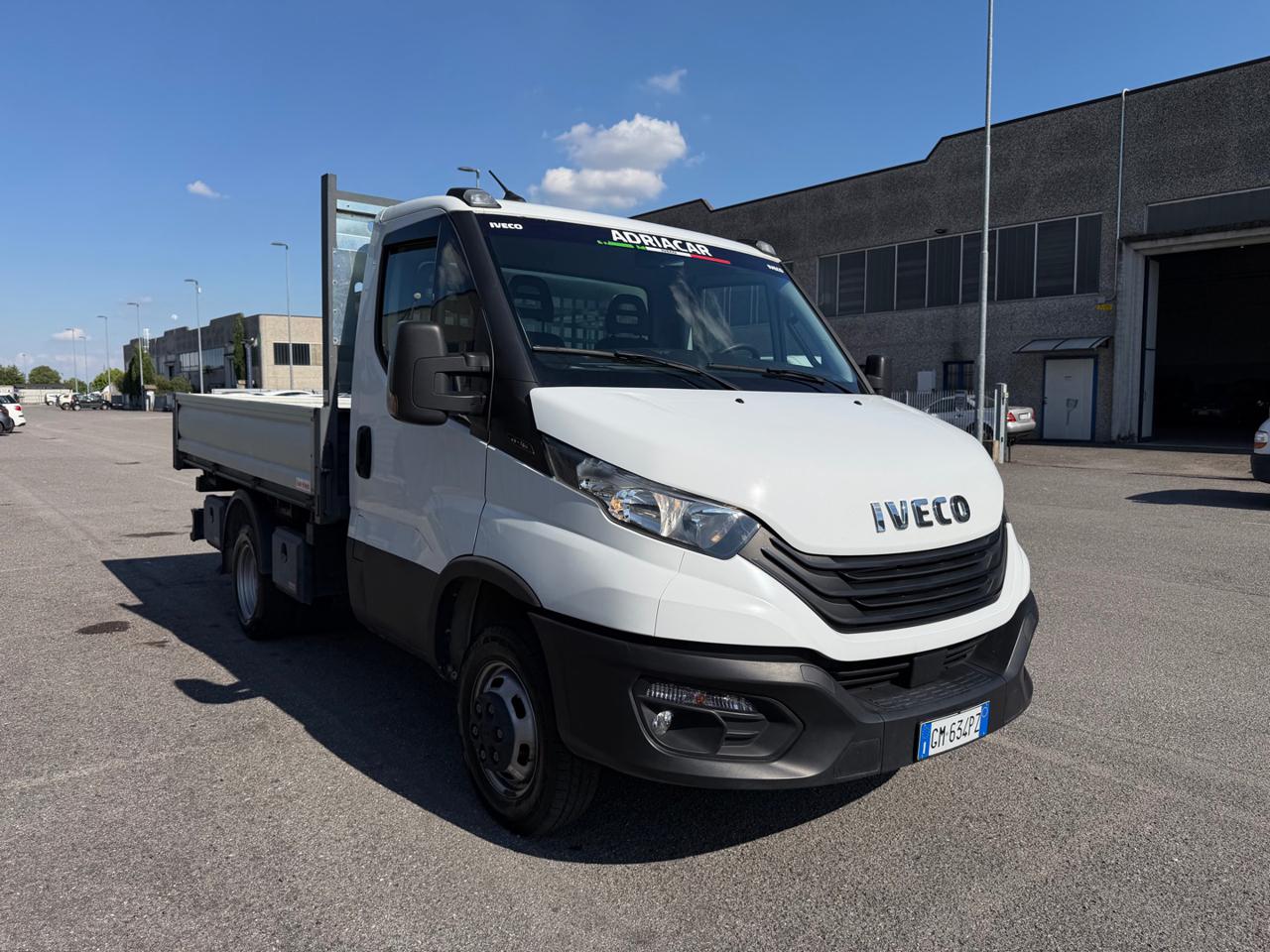 IVECO Daily 35C16H BTor3.0HPT PC-RGCabinato ribaltabile trilat - 7