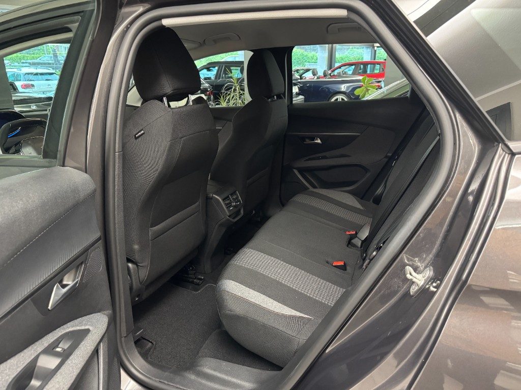 PEUGEOT 3008 PureTech Turbo 130 S&S EAT8 Active Pack - 11