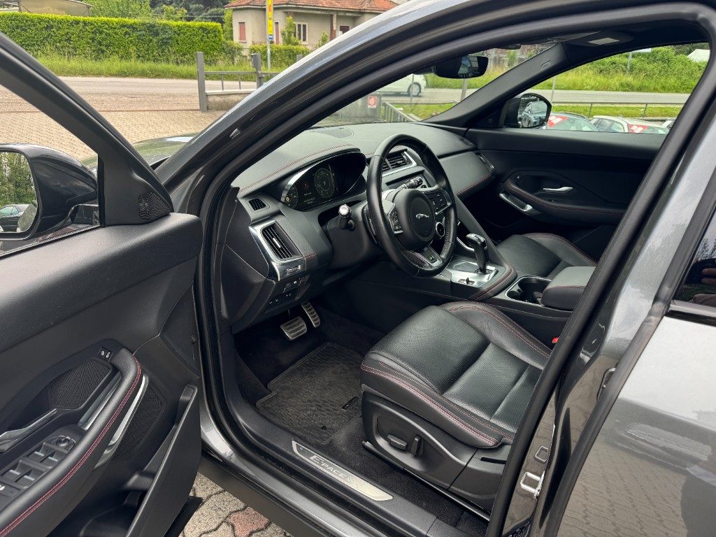 JAGUAR E-Pace 2.0D 150 CV AWD aut.CHEQUERED FLAG+TETTO - 9