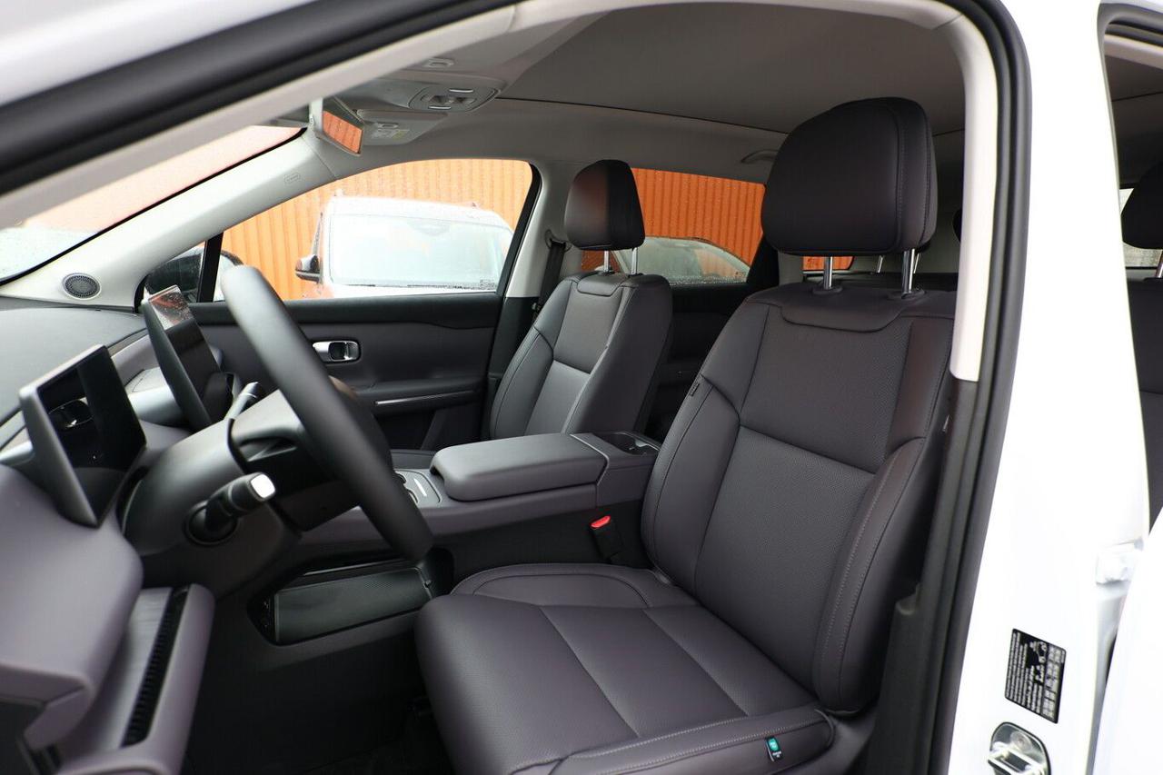 LEAPMOTOR C10 REEV 158kW phev Design - 4
