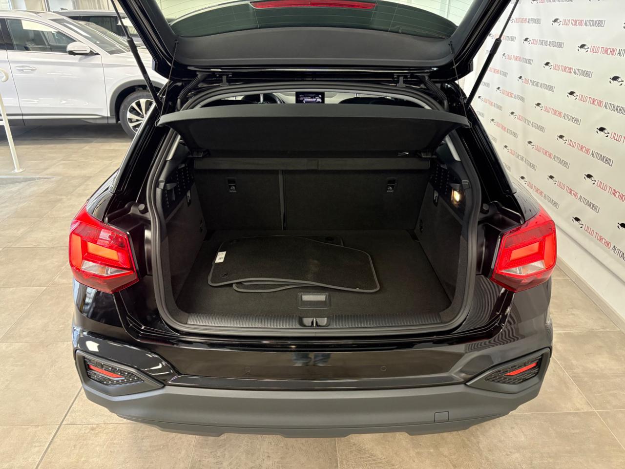 AUDI Q2 30 TDI S tronic Business FARI LED - 19