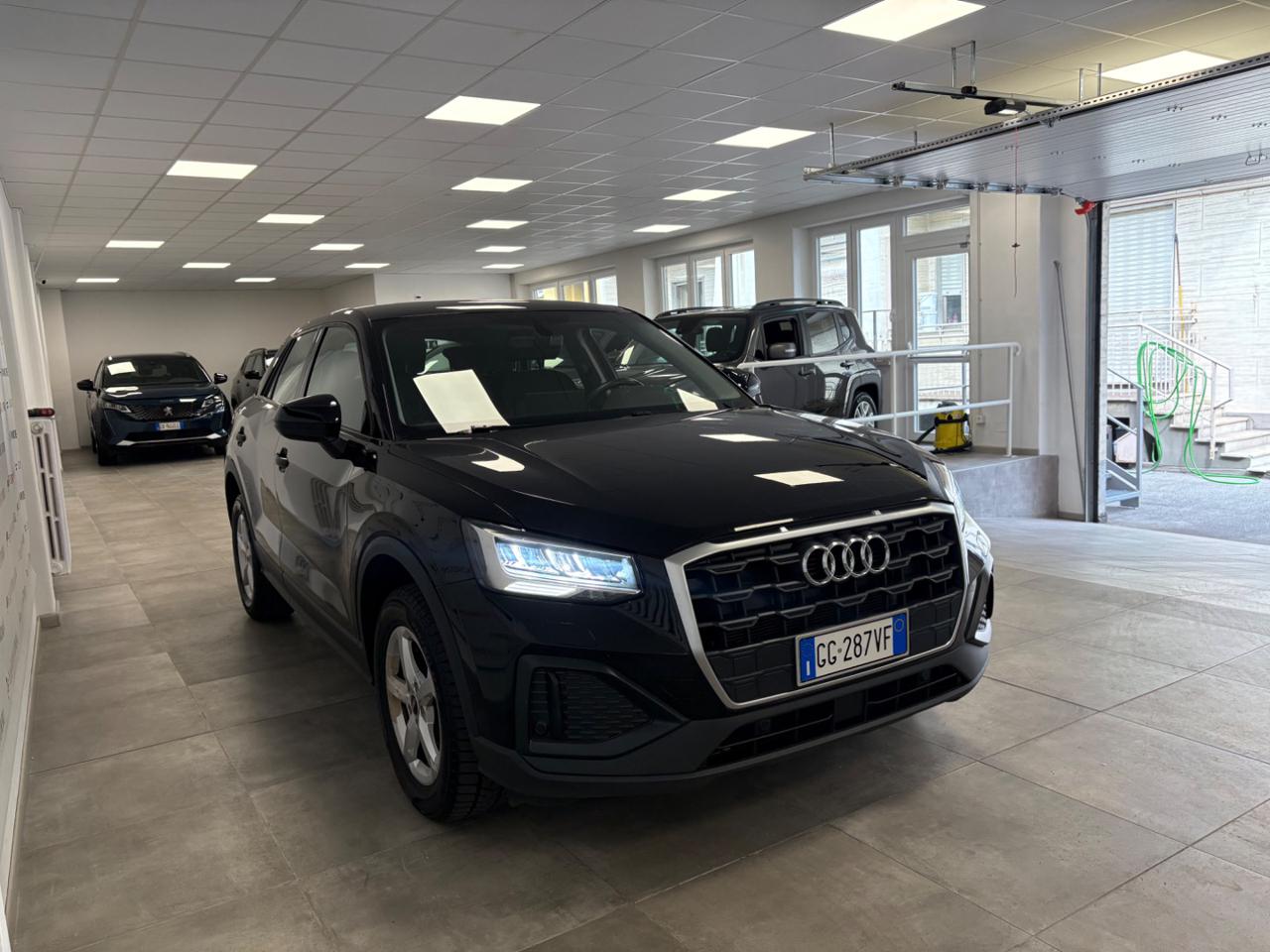 AUDI Q2 30 TDI S tronic Business FARI LED - 3