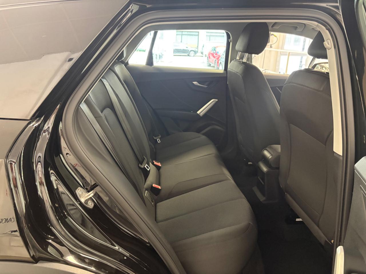 AUDI Q2 30 TDI S tronic Business FARI LED - 18