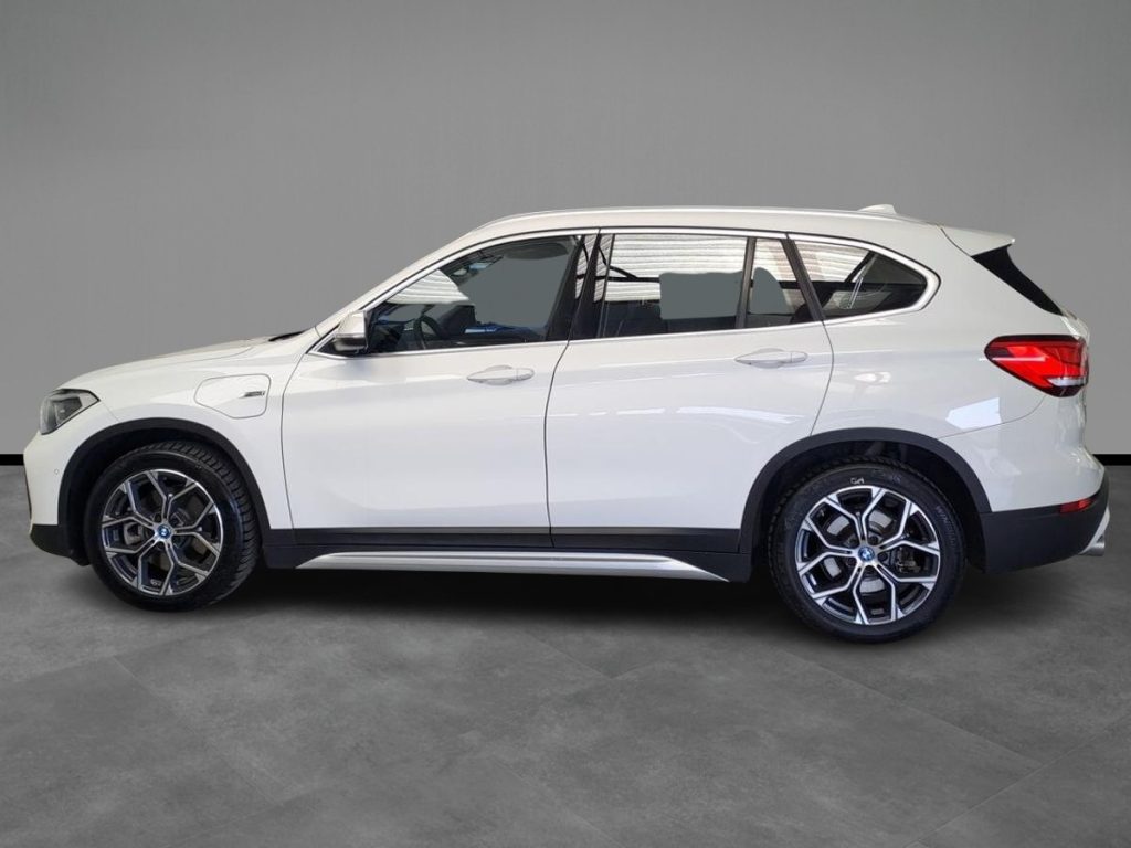 BMW X1 xDrive25e xLine Plus - 3