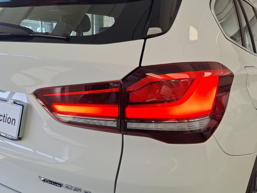 BMW X1 xDrive25e xLine Plus - 7