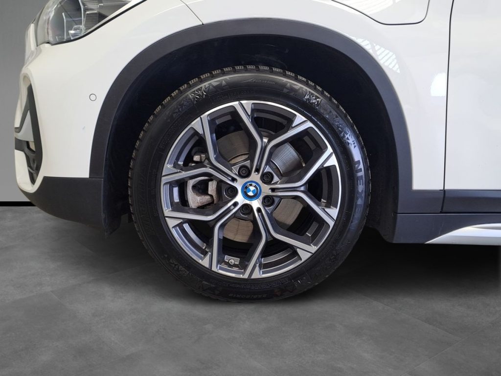 BMW X1 xDrive25e xLine Plus - 5