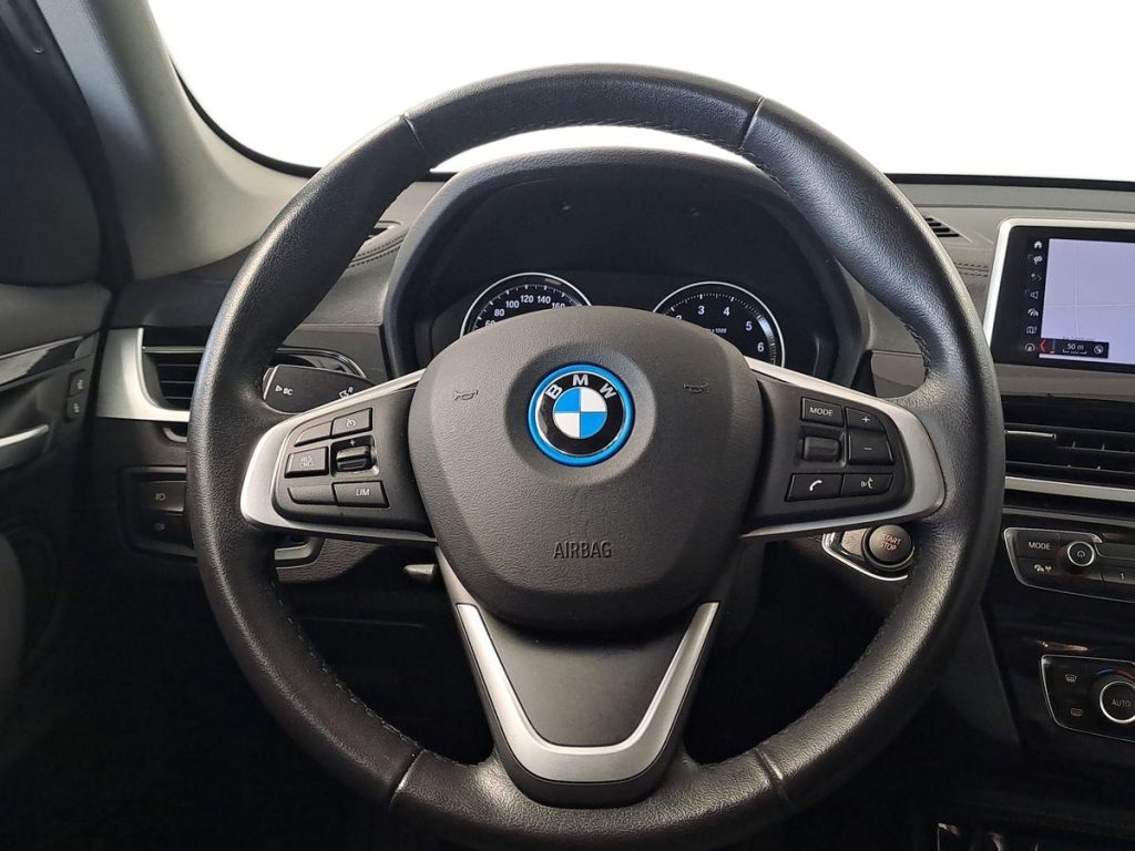 BMW X1 xDrive25e xLine Plus - 13