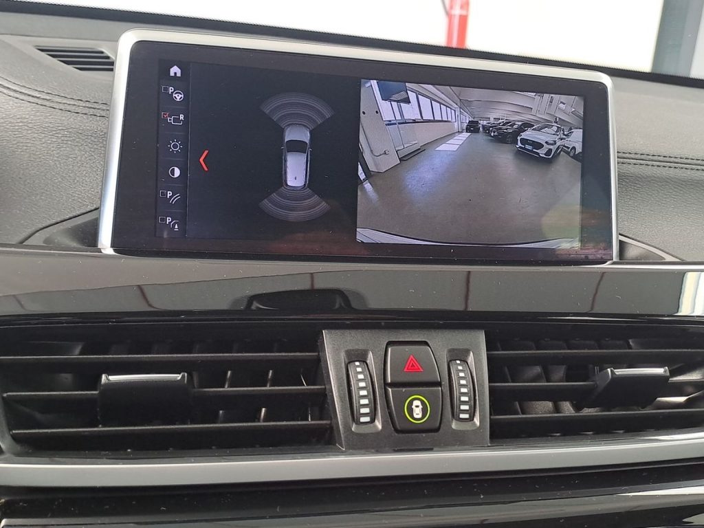 BMW X1 xDrive25e xLine Plus - 11