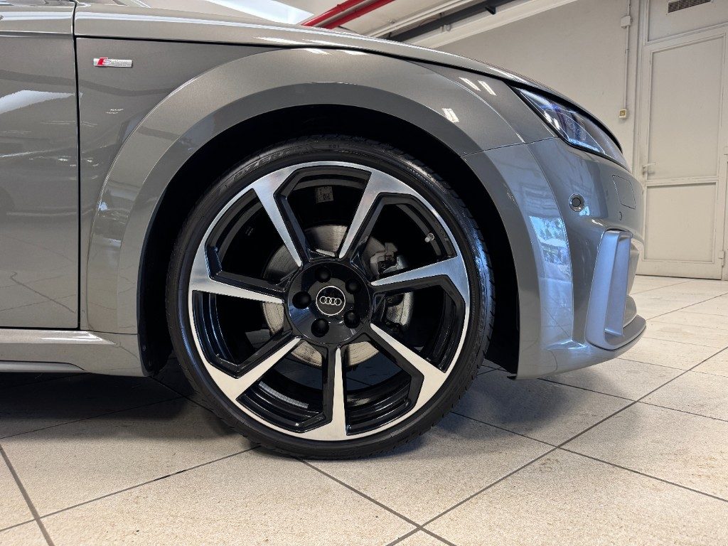 AUDI TT Coupé 40 TFSI STRONIC SLINE - 4