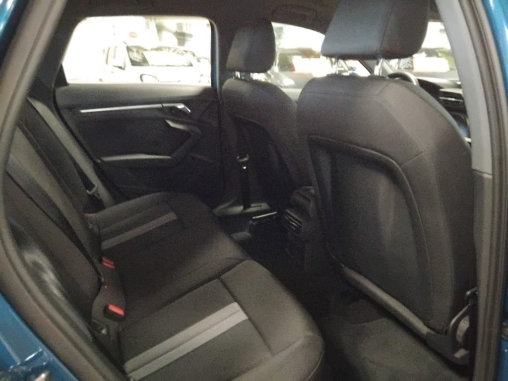 AUDI A3 SPORTBACK 30 TFSI 17 - 10