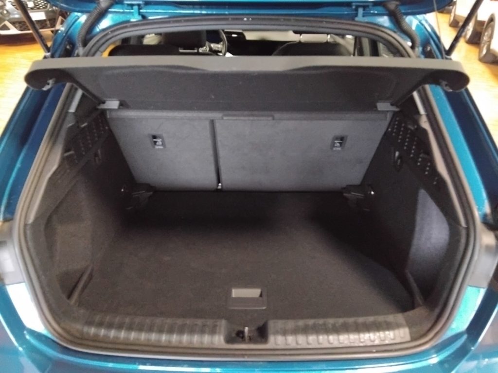 AUDI A3 SPORTBACK 30 TFSI 17 - 6