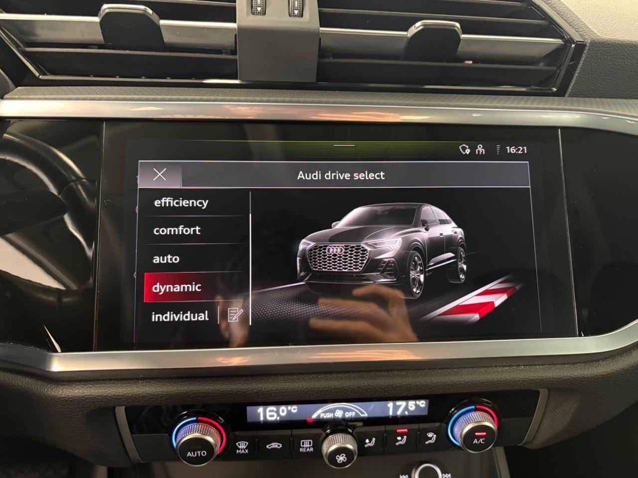 AUDI Q3 SPB 35 TDI quattro S tronic Business Plus - 15