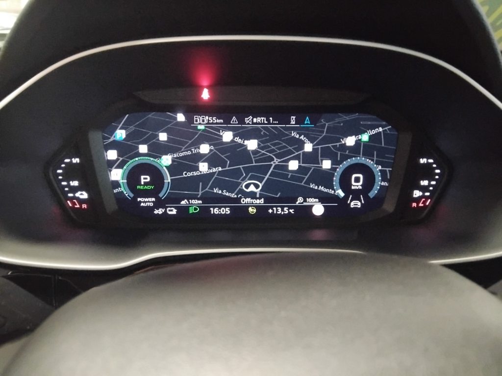 AUDI Q3 45 E TFSI S tronic S line edition PLUG IN HYBRID - 22
