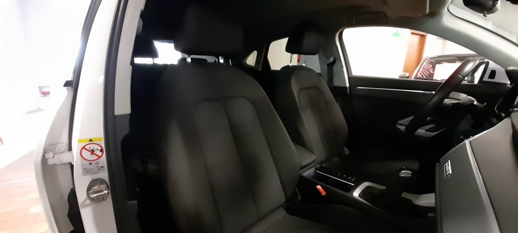 AUDI Q3 SPORTBACK 40 TDI quattro S tr. Bus. Plus 19 B&O - 9