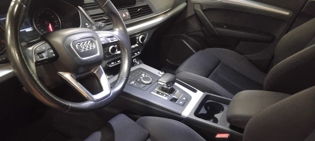 AUDI Q5 2.0 TDI 190 CV quattro S tronic Business Sport - 18
