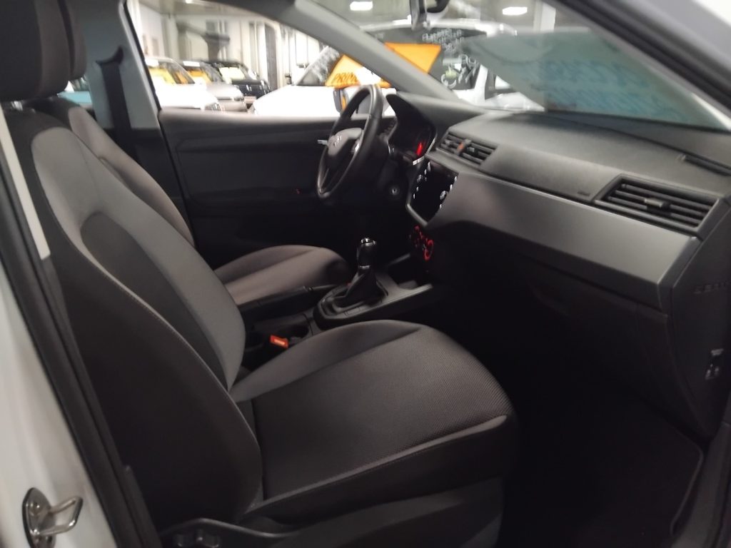 SEAT Ibiza 1.6 TDI 95 CV 5 porte Business NAVI - 13