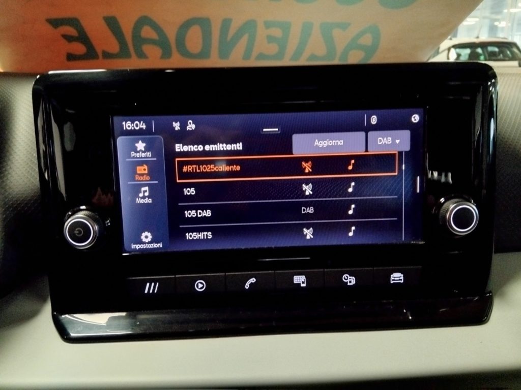 SEAT Arona 1.0 EcoTSI Reference 16 FULL LINK - 16