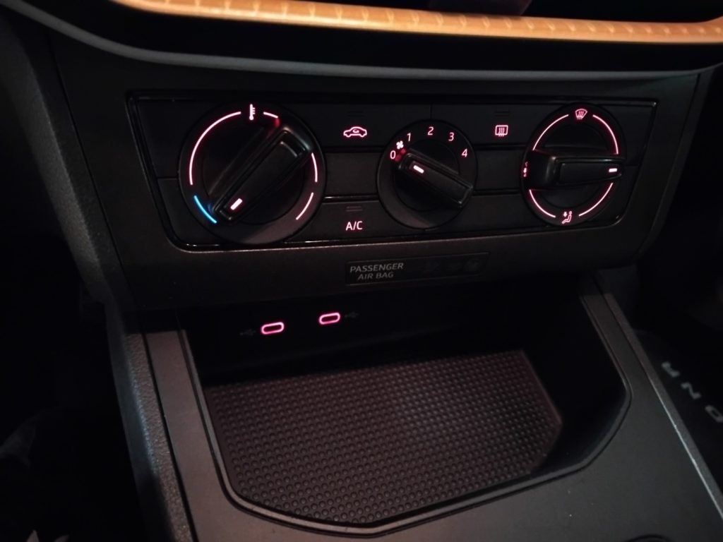 SEAT Arona 1.0 EcoTSI Reference LEGA 16 LED - 22