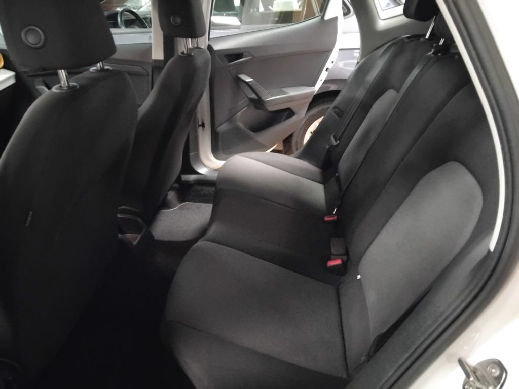 SEAT Arona 1.0 EcoTSI Reference LEGA 16 LED - 14