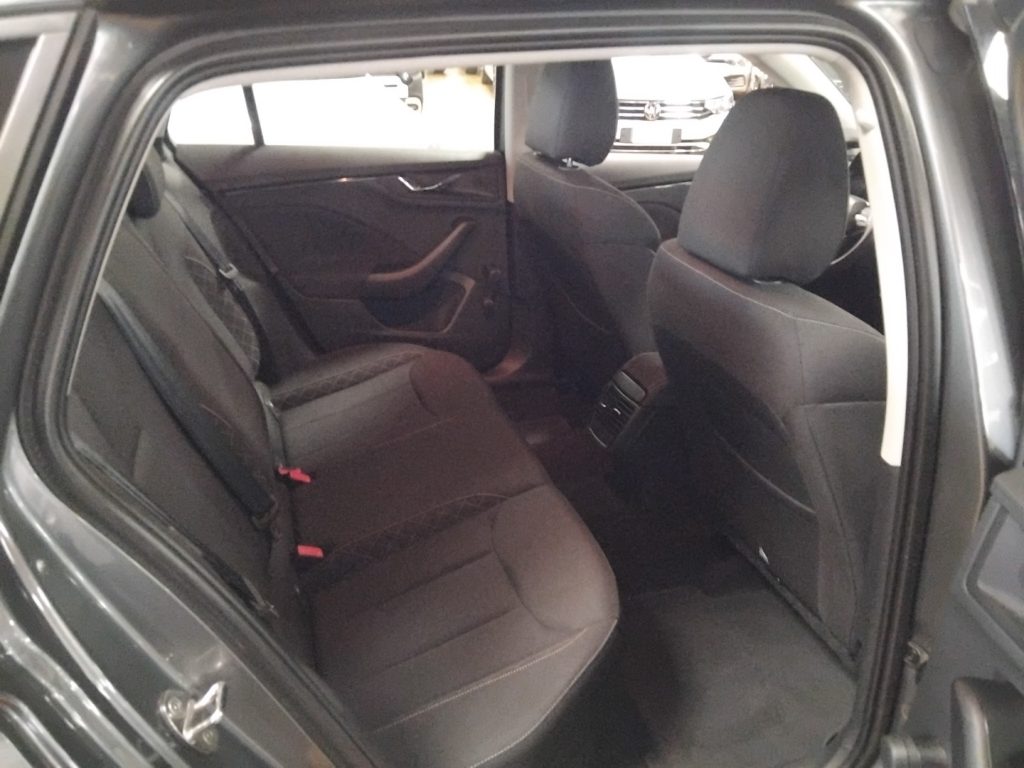 SKODA Scala 1.0 TSI Ambition - 10