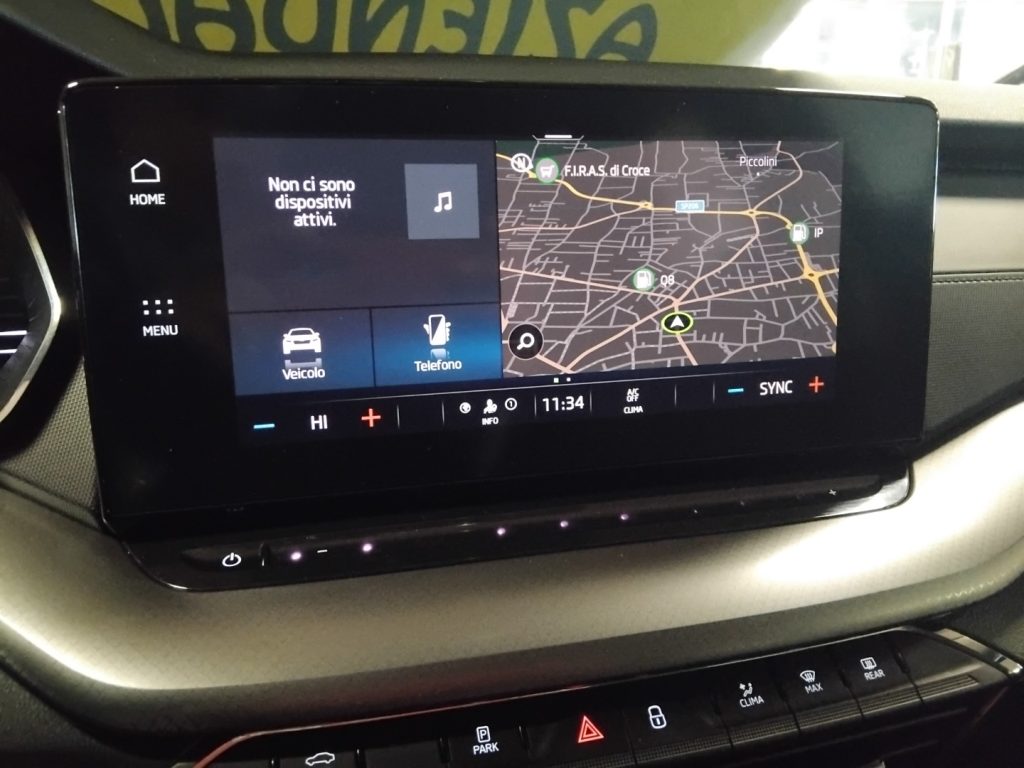SKODA Octavia 2.0 TDI EVO SCR DSG Wagon Executive - 16