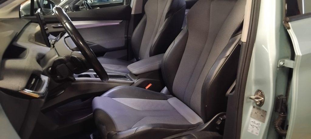 SKODA Enyaq iV 60 63 Kwh RANGE 434 KM - 14