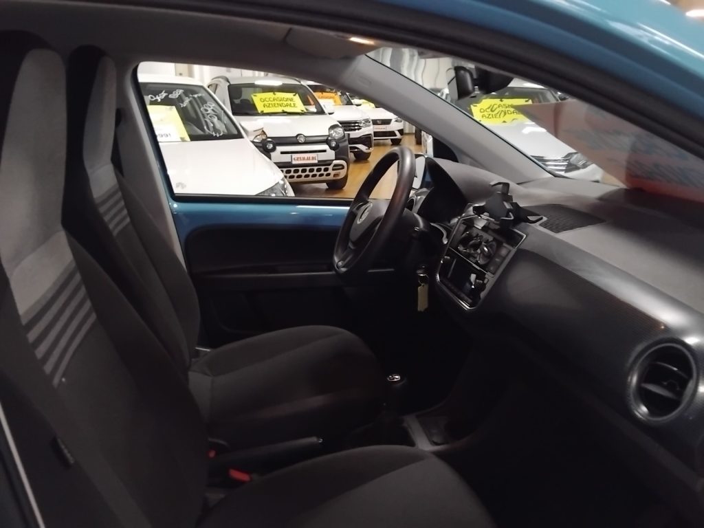 VOLKSWAGEN up! 1.0 5p. EVO move up! - 8