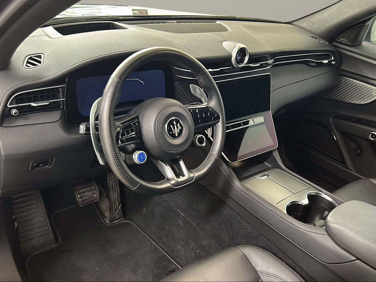 MASERATI Grecale MHEV 300 CV AWD GT TETTO APRIBILE - 22