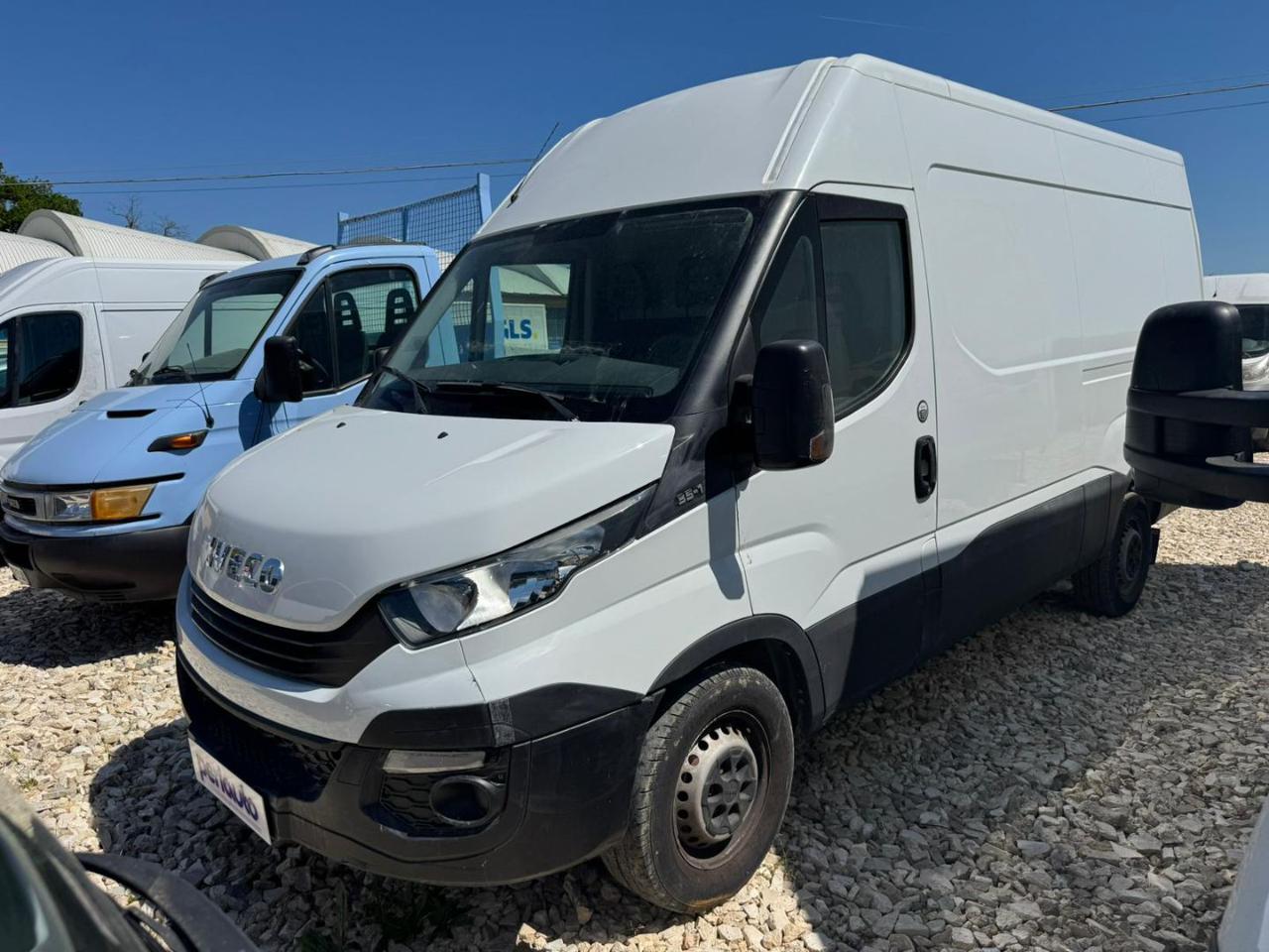 IVECO Daily 35S12V 2.3 HPT PM-SL-TM Furgone - 3
