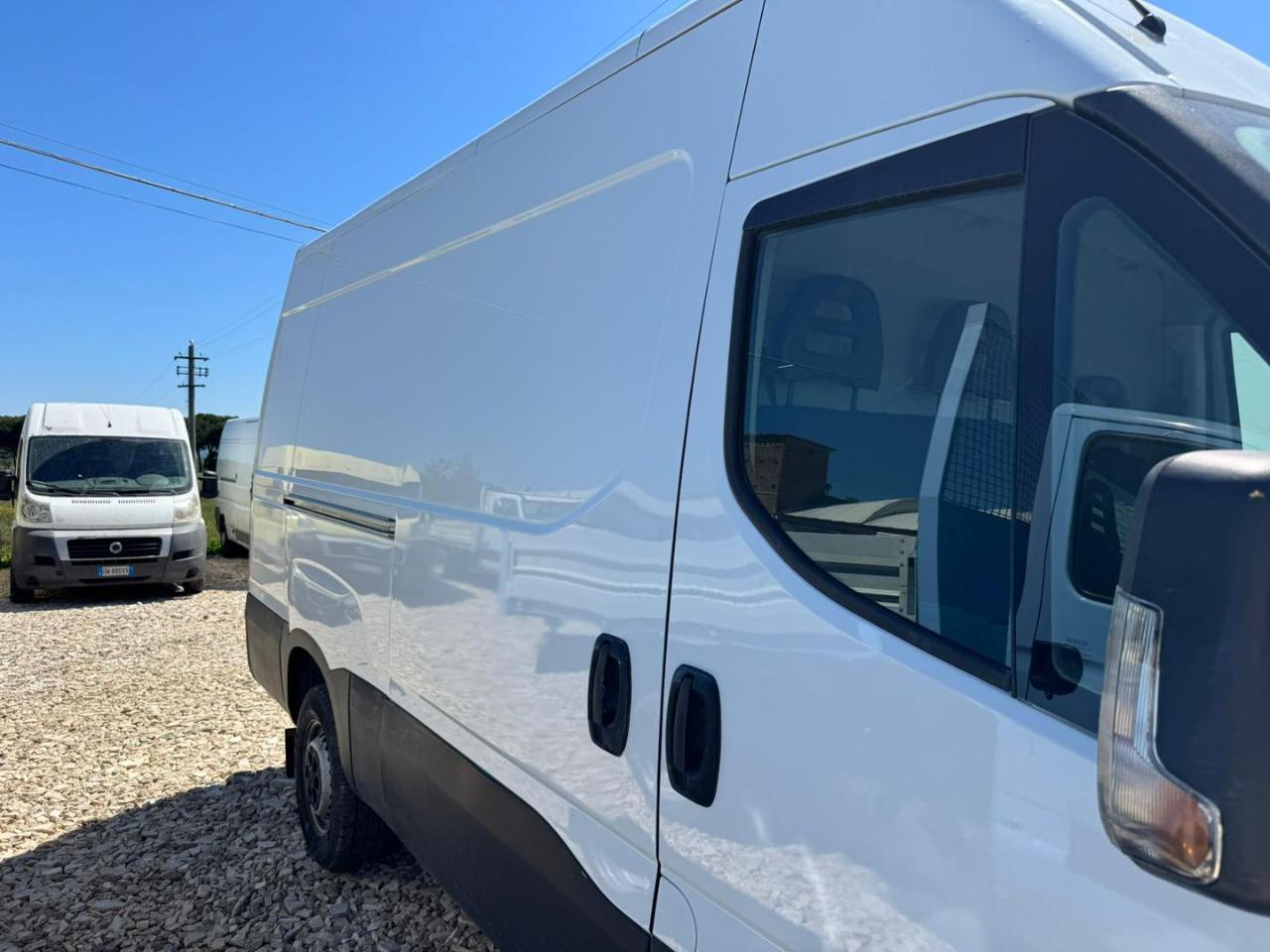 IVECO Daily 35S12V 2.3 HPT PM-SL-TM Furgone - 2