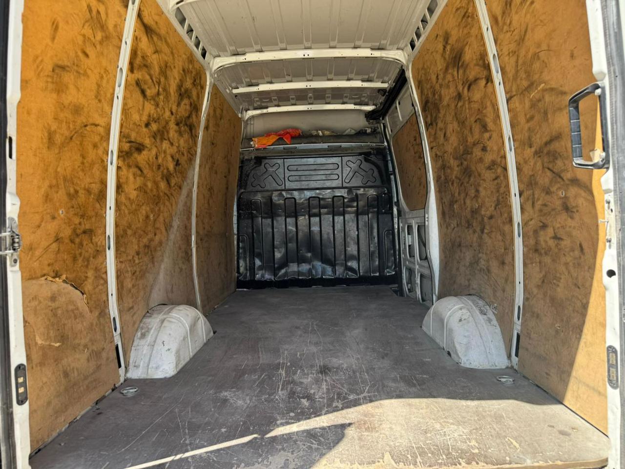 IVECO Daily 35S12V 2.3 HPT PM-SL-TM Furgone - 12