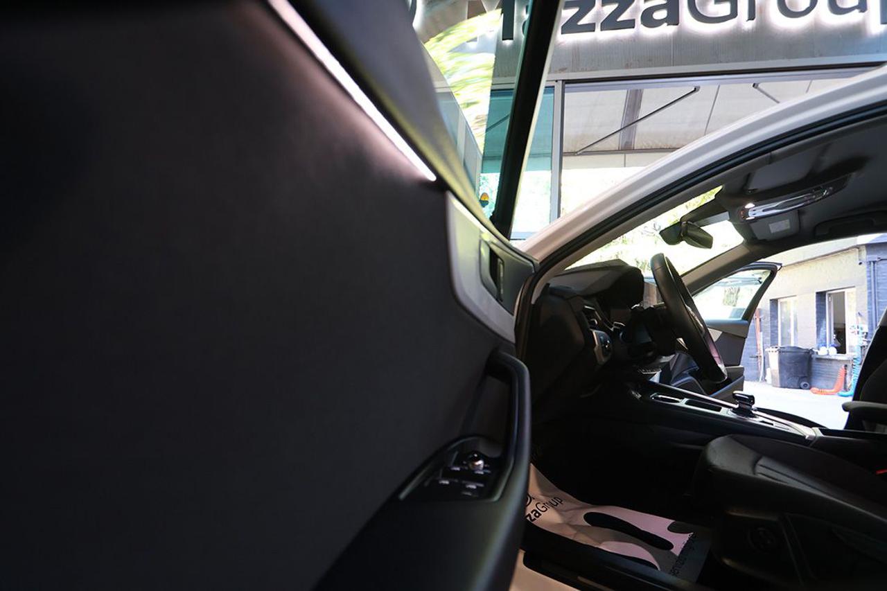 AUDI A4 30 TDI Avant S-Tronic Business Advanced - 37