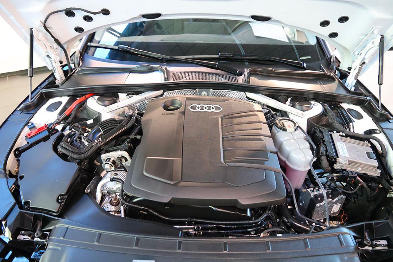 AUDI A4 30 TDI Avant S-Tronic Business Advanced - 11
