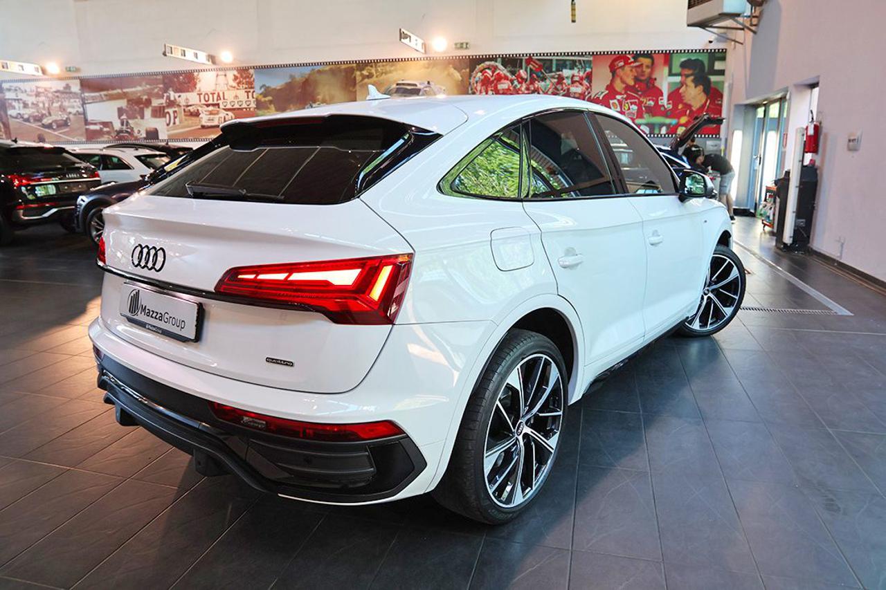 AUDI Q5 40 TDI Sportback Quattro S-Tronic S-Line Plus - 9