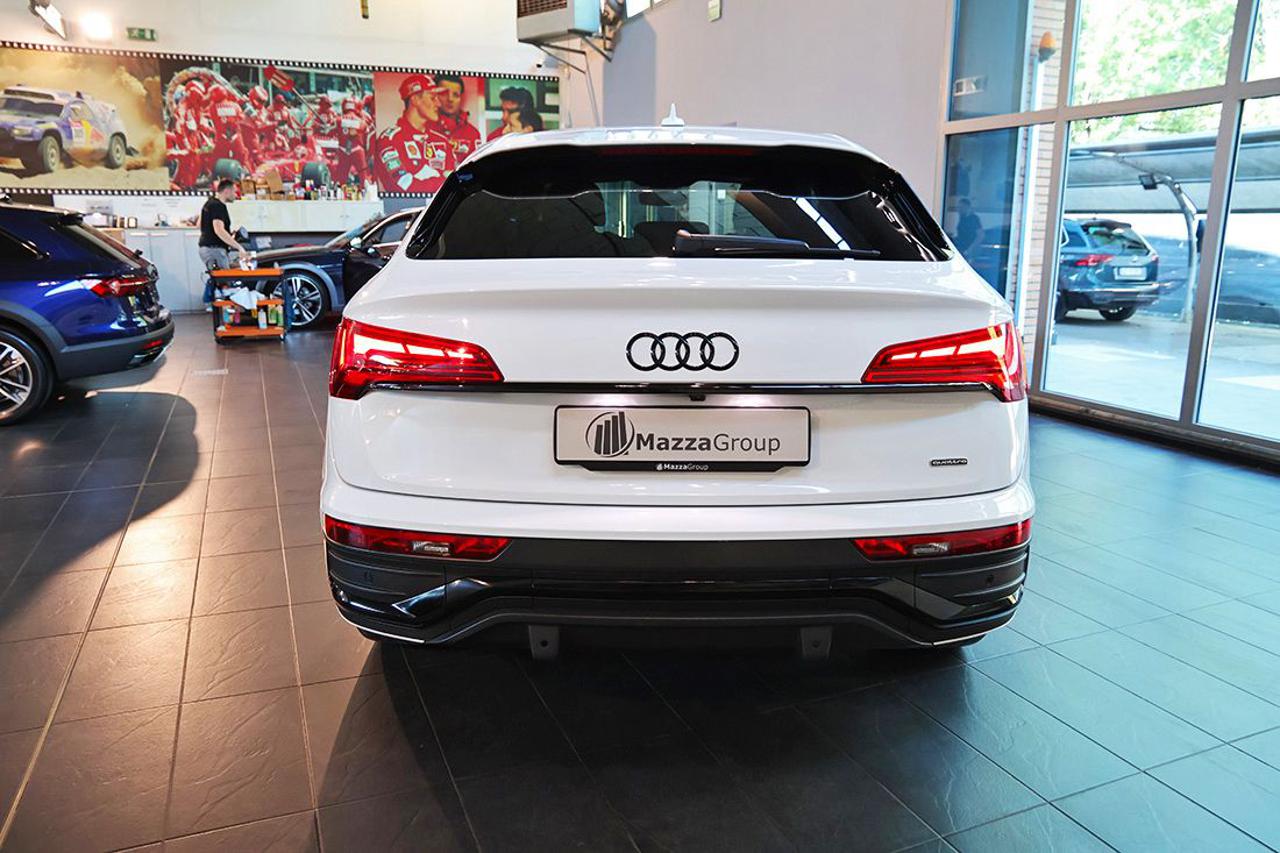 AUDI Q5 40 TDI Sportback Quattro S-Tronic S-Line Plus - 8