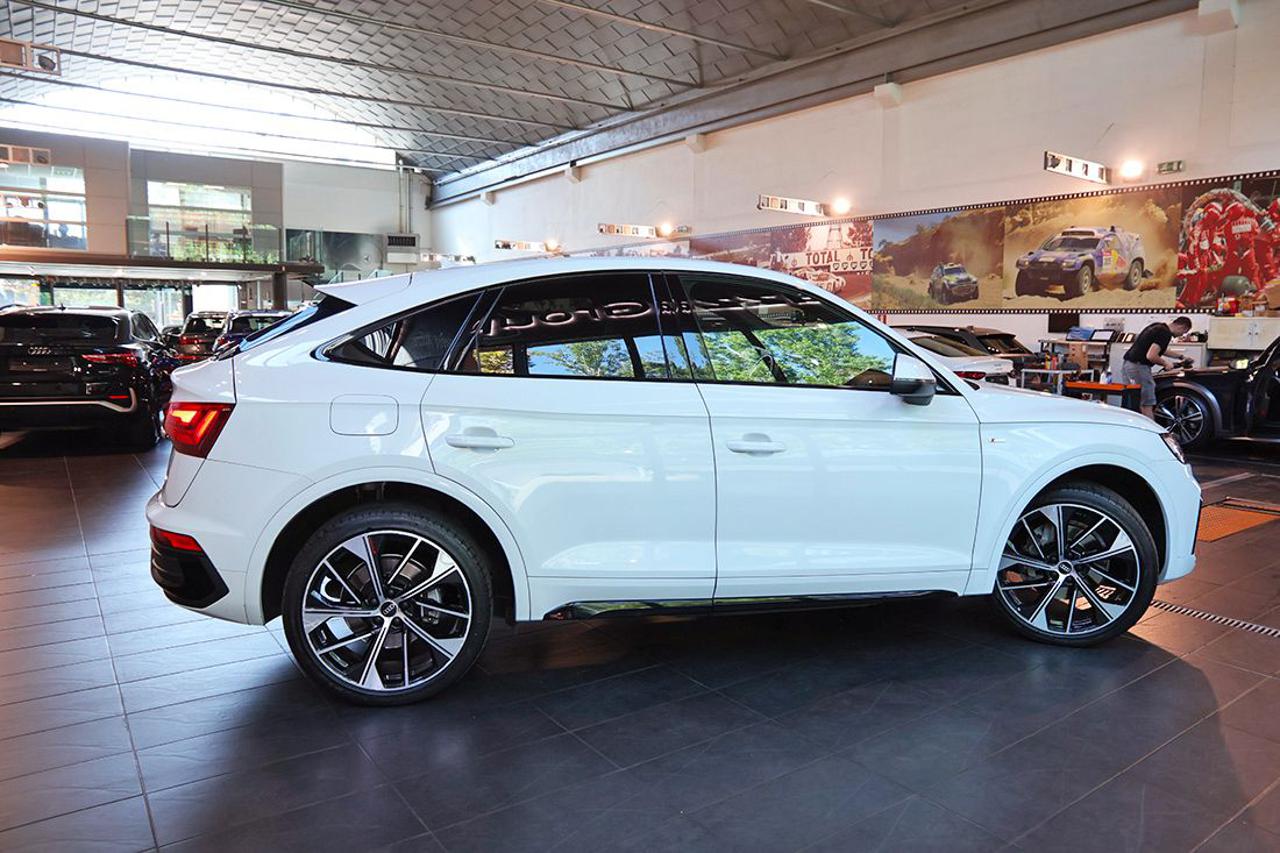 AUDI Q5 40 TDI Sportback Quattro S-Tronic S-Line Plus - 10