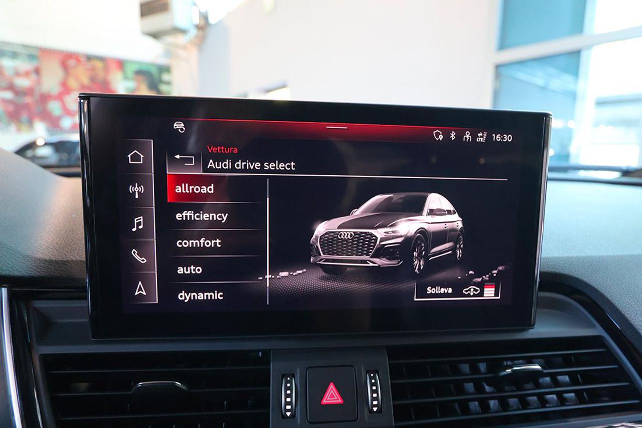 AUDI Q5 40 TDI Sportback Quattro S-Tronic S-Line Plus - 26